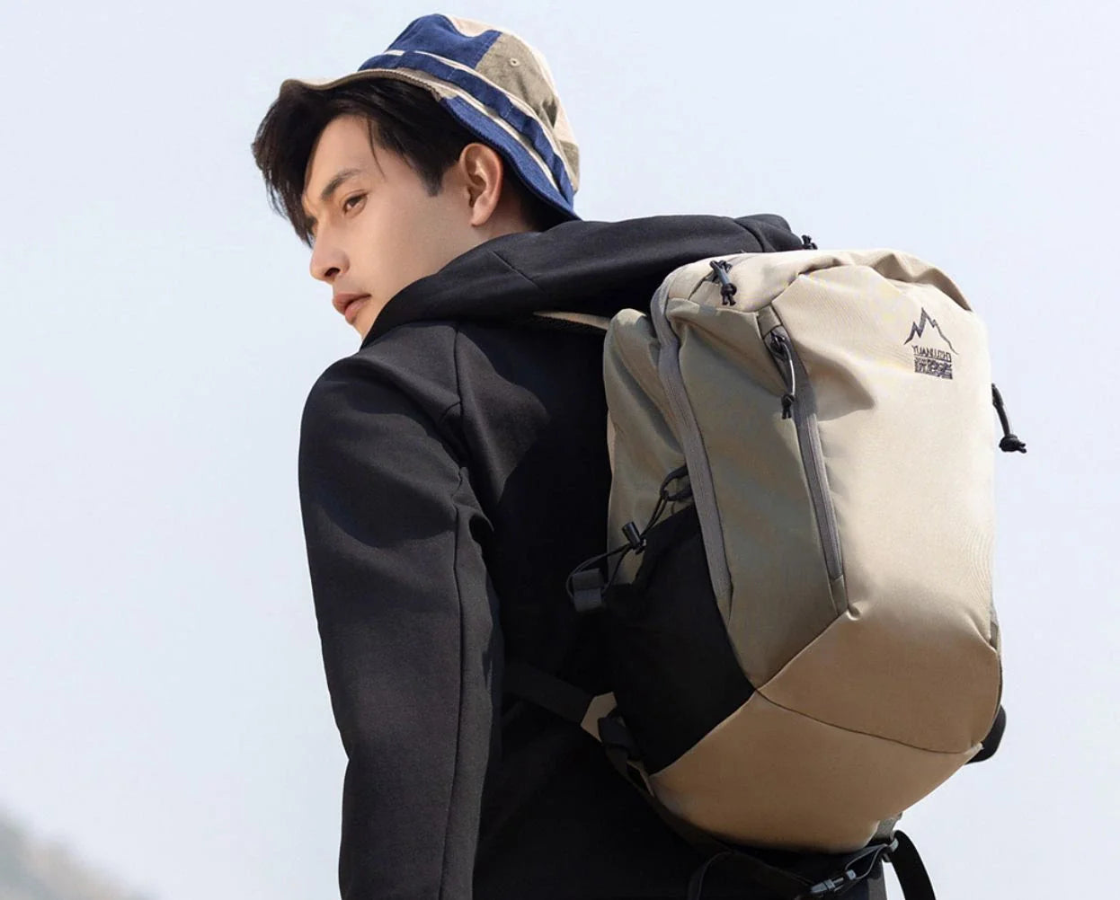 Outdoor backpack (mountain Bag) - حقيبة ظهر ضد القطع والتمزيق والماء 28 لتر من شاومي