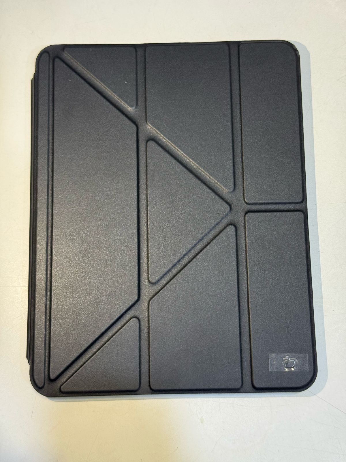MAGI CASE FOR IPAD 10 BLACK - كفر ايباد 10 اسود