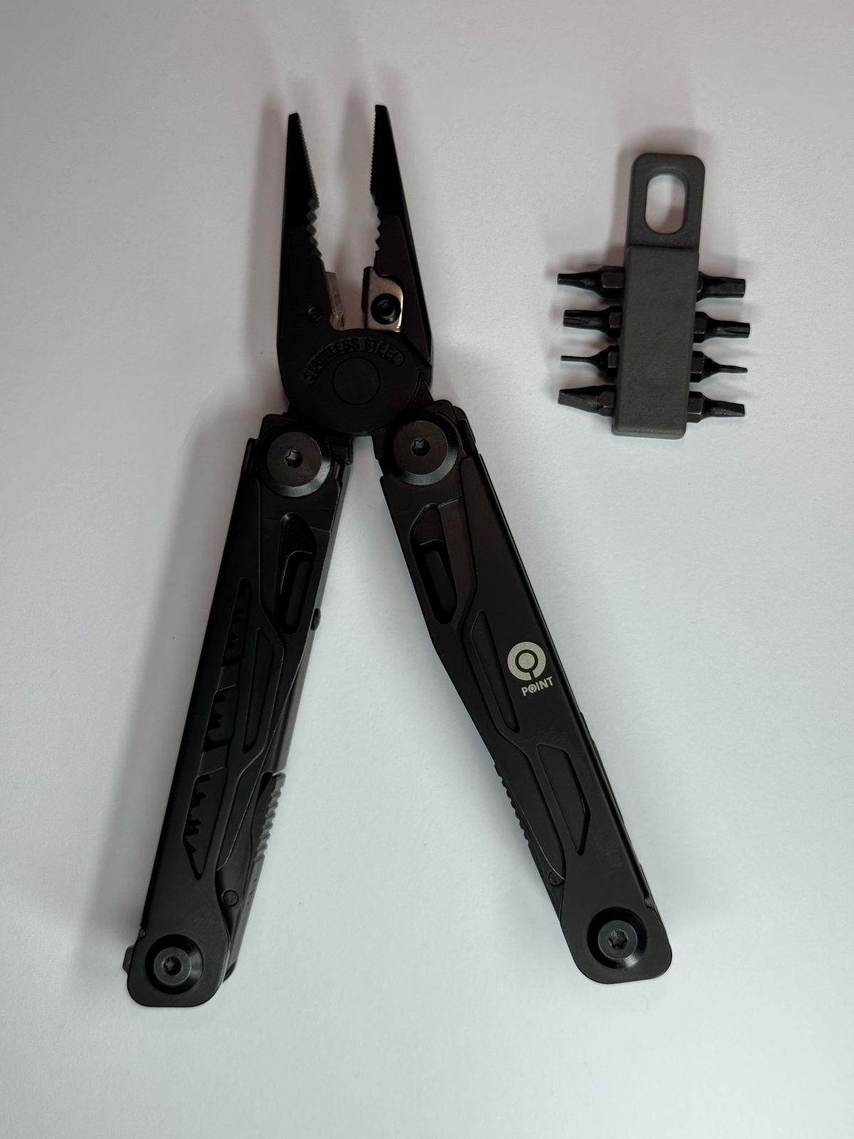 POINT 16 in 1 High Quality Stainless Steel Multifunction Pliers black - كماشة متعددة الوظائف 16 في 1 عالية الجودة من الفولاذ المقاوم للصدأ من بوينت باللون الاسود