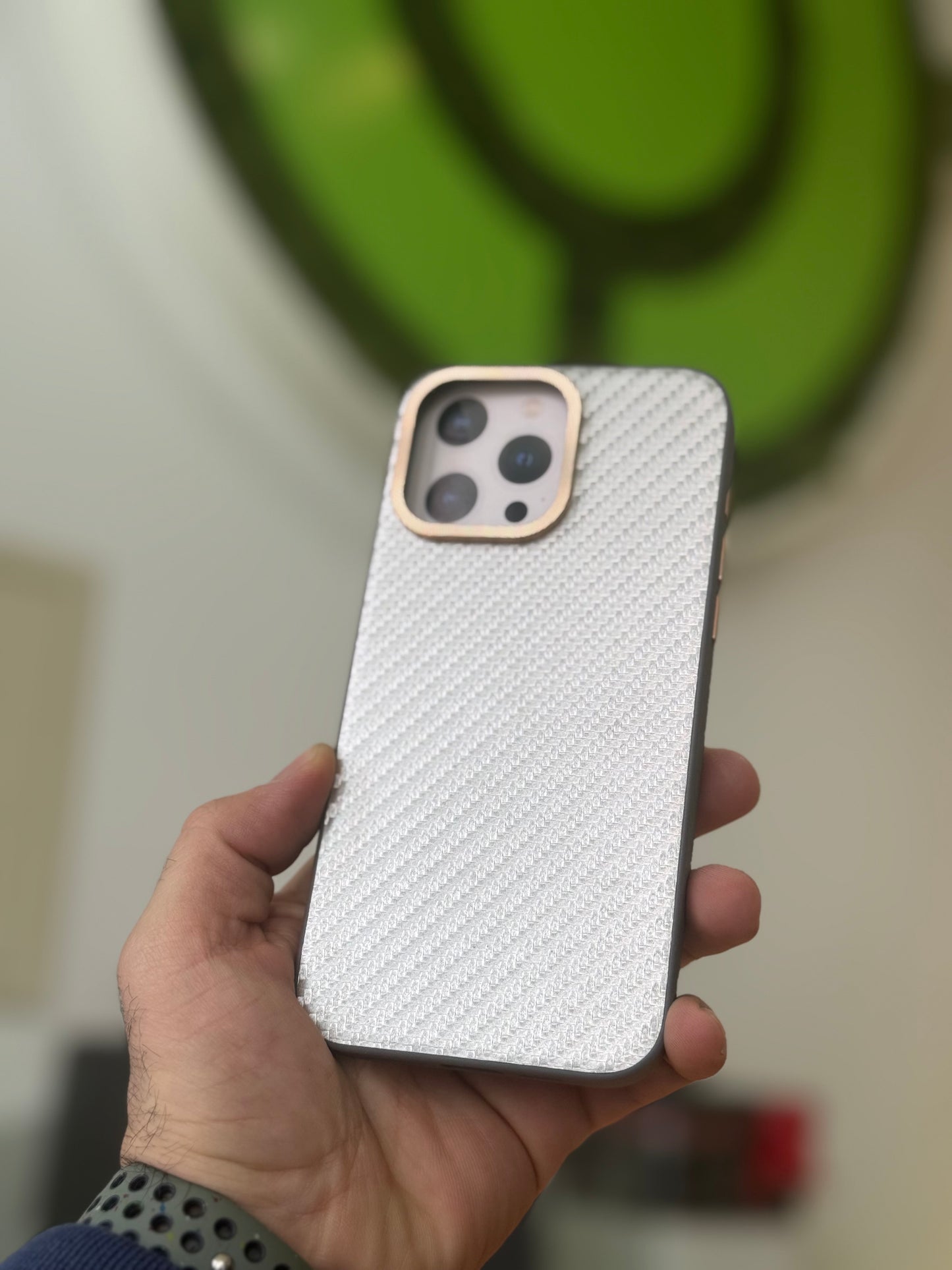 IPHONE 15 PRO MAX CARBON FIBER CASE