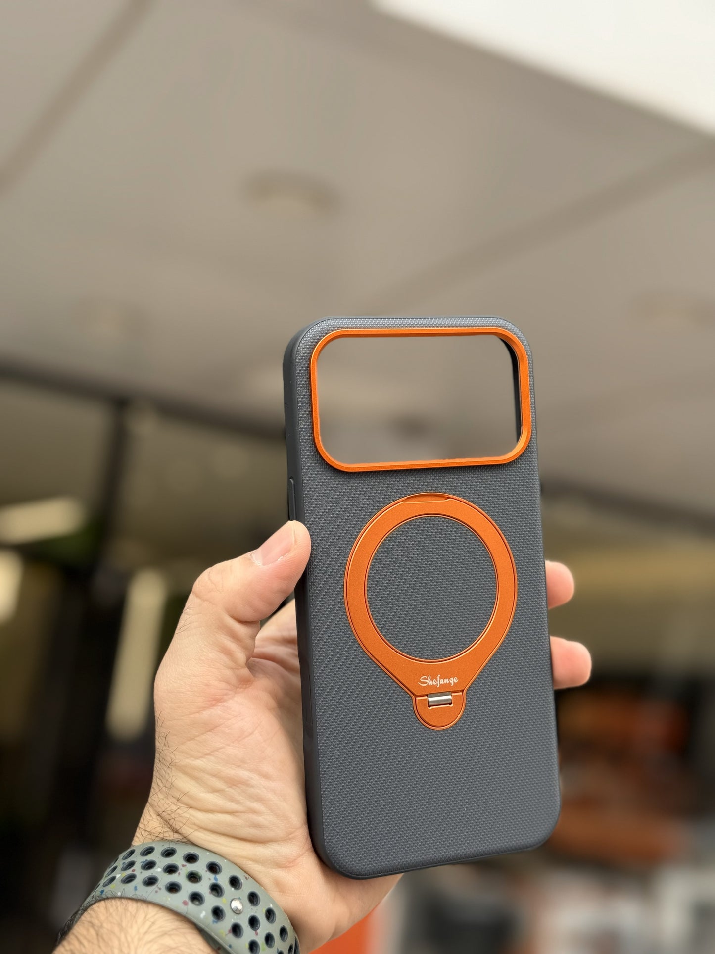 SHEFANGE CASE WITH GRIP FOR IPHONE 17 PRO MAX BLUE - كفر ايفون 17 برو ماكس مع ستاند ازرق