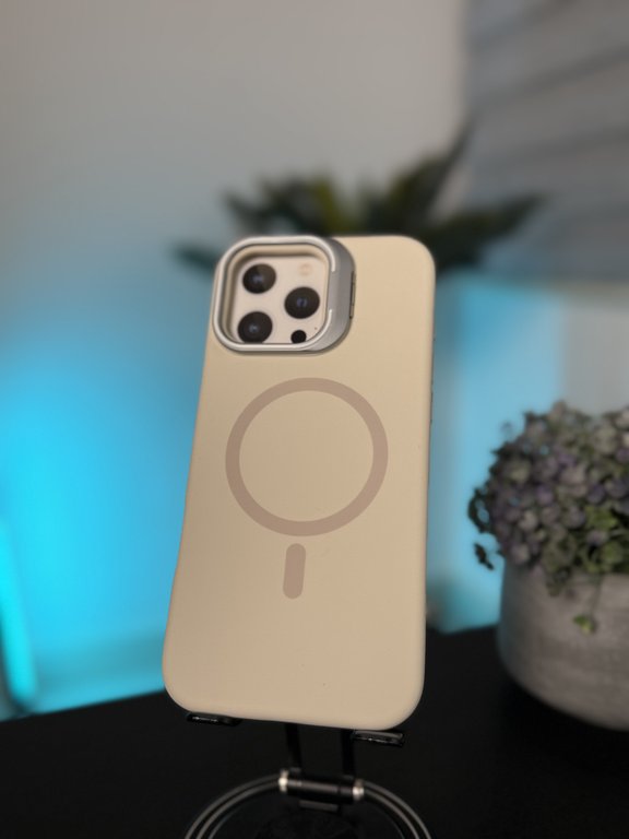 YOTOO CASE FOR IPHONE 16 PRO MAX WHITE - كفر ايفون 16 برو ماكس ماك سيف ابيض