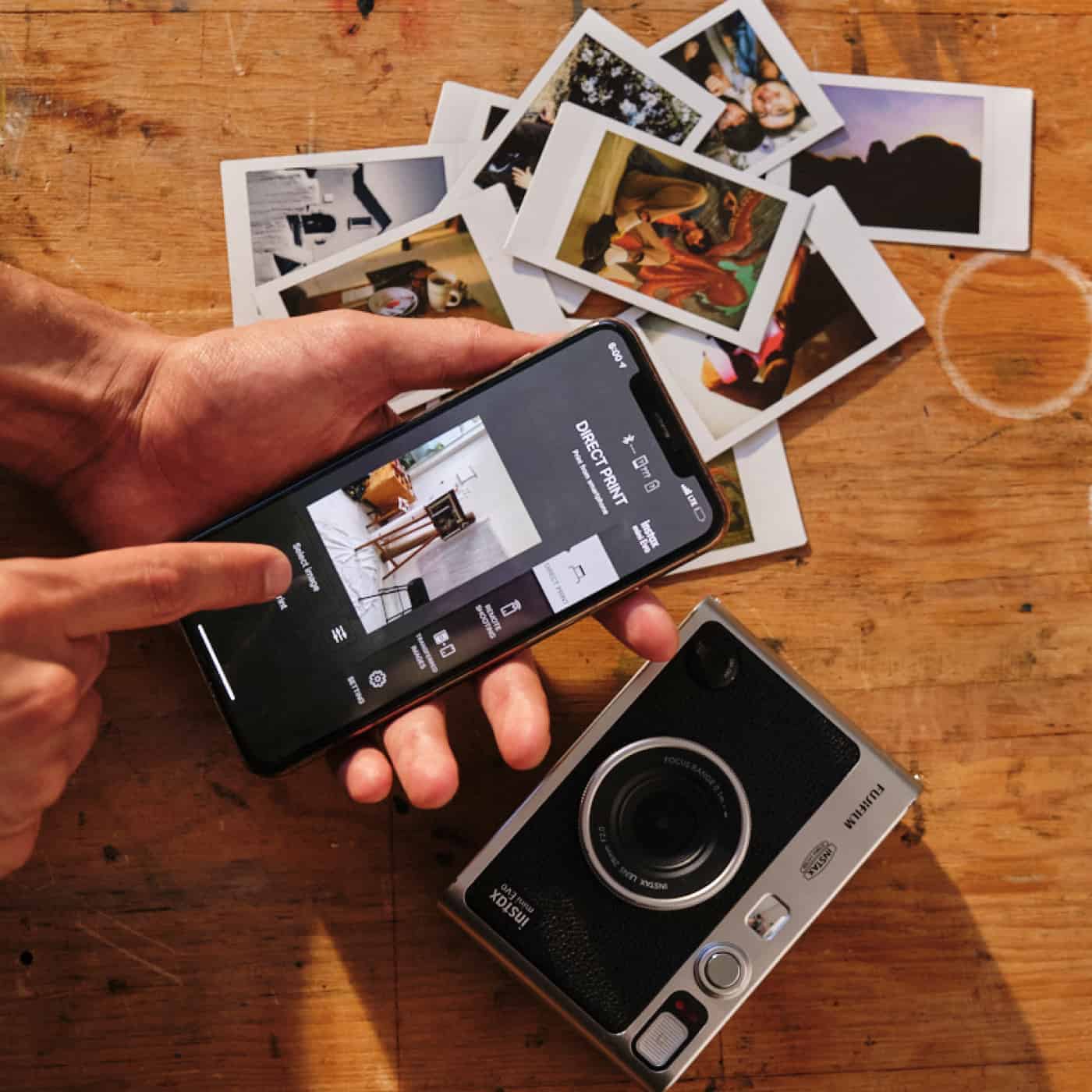 Fujifilm Instax Mini EVO Instant Camera black - كاميرا تصوير فورية ميني ايفو من فوجي فيلم انستاكس لون اسود