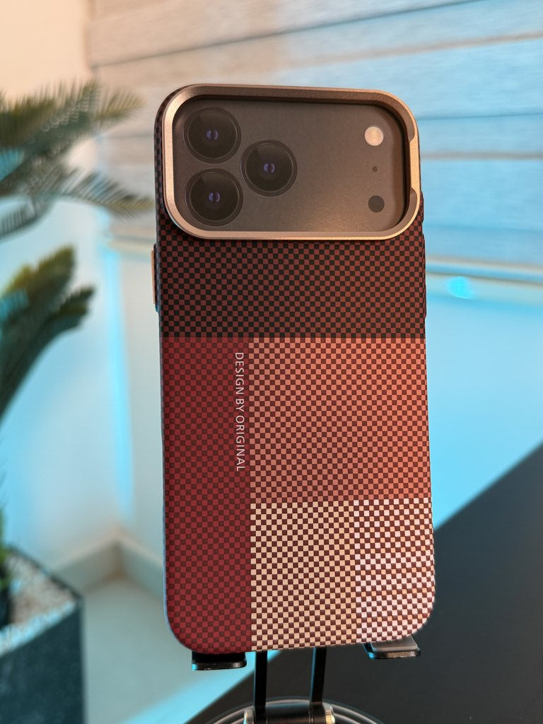 IPEFRT CASE MAGFASE FOR IPHONE 17 PROMAX ORANGE & RED - كفر ايفون 17 برو ماكس ماك سيف