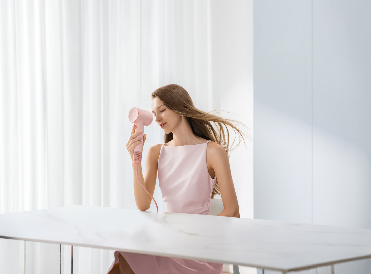 LAIFEN HAIR DRYER SE 2 PASTEL PINK - شسوار الشعر 1500 واط الباستيل من لايفن وردي