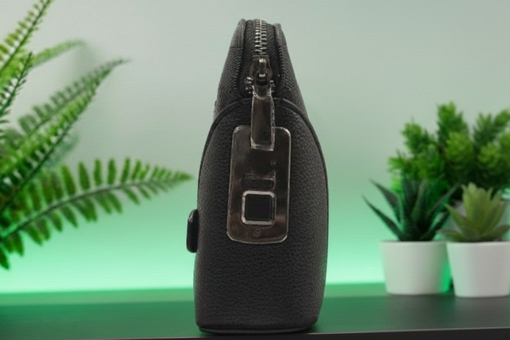Hand Bag With Fingerprint- حقيبة يد جلد مع قفل بصمة