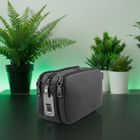 Hand Bag With Fingerprint- حقيبة جلد اسود بصمة
