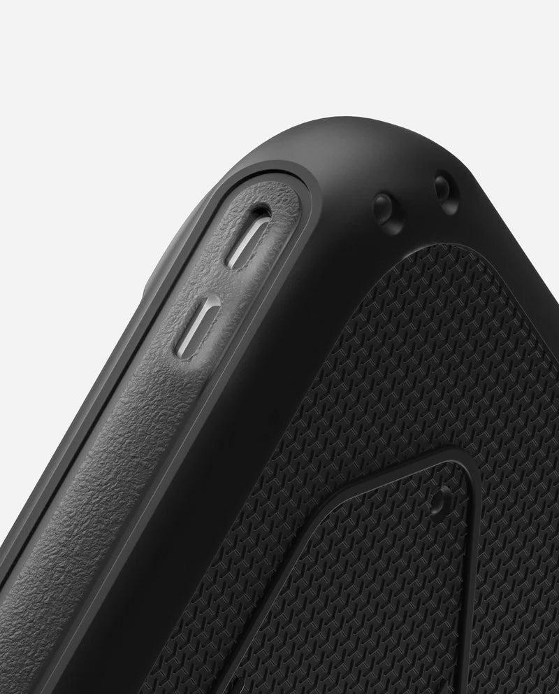 A17 RUGGED CASE FOR IPHONE 17 PRO MAX TRANSLUCENT GRAY - كفر ايفون 17 برو ماكس ماك سيف من اولومو رمادي شفاف