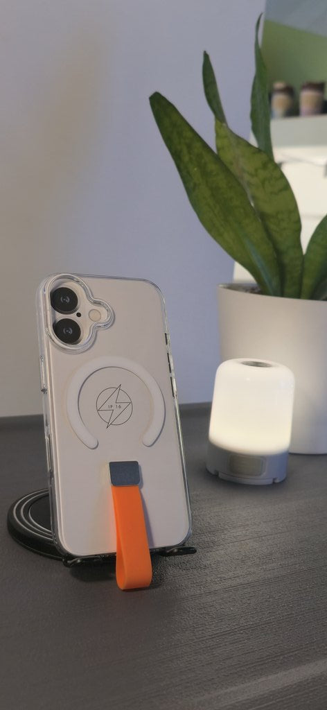 CLEAR CASE MAGSAFE IPHONE 16 WHITE - كفر شفاف ماك سيف للايفون 16 ابيض