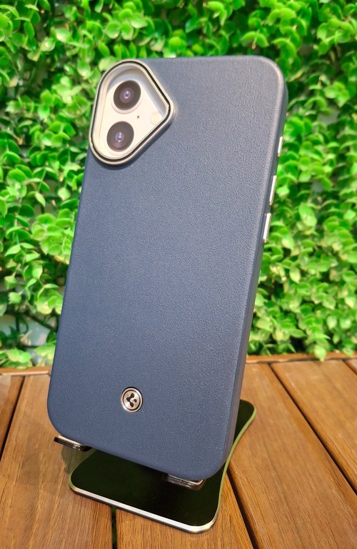 BUCKSUITI CASE FOR IPHONE 16 PLUS LEATHER BLUE - كفر ايفون 16 بلس ازرق