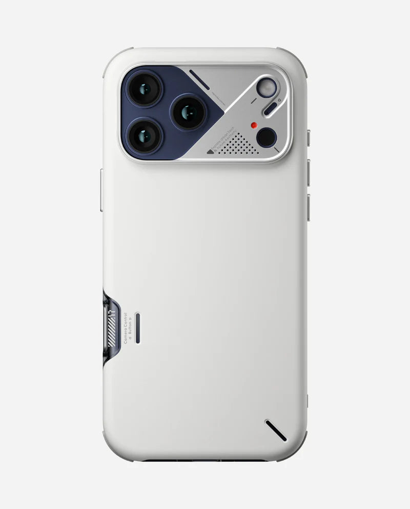 A17 SLIM SHOCKPROOF CASE FOR IPHONE 17 PRO MAX WHITE - كفر ايفون 17 برو ماكس ماك سيف نحيف مقاوم للصدمات من اولومو ابيض