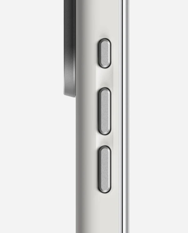 A17 SLIM SHOCKPROOF CASE FOR IPHONE 17 PRO MAX WHITE - كفر ايفون 17 برو ماكس ماك سيف نحيف مقاوم للصدمات من اولومو ابيض