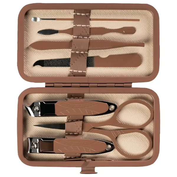 Green Lion 7 Piece Manicure set Kakhi - مجموعة مانيكير 7 في 1 للعناية الشخصية من كرين خاكي