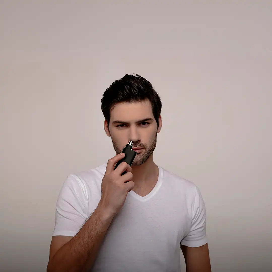 Green Lion Nose Pro Nose and Ear Trimmer Black - ماكنة حلاقة الانف والاذن من كرين اسود