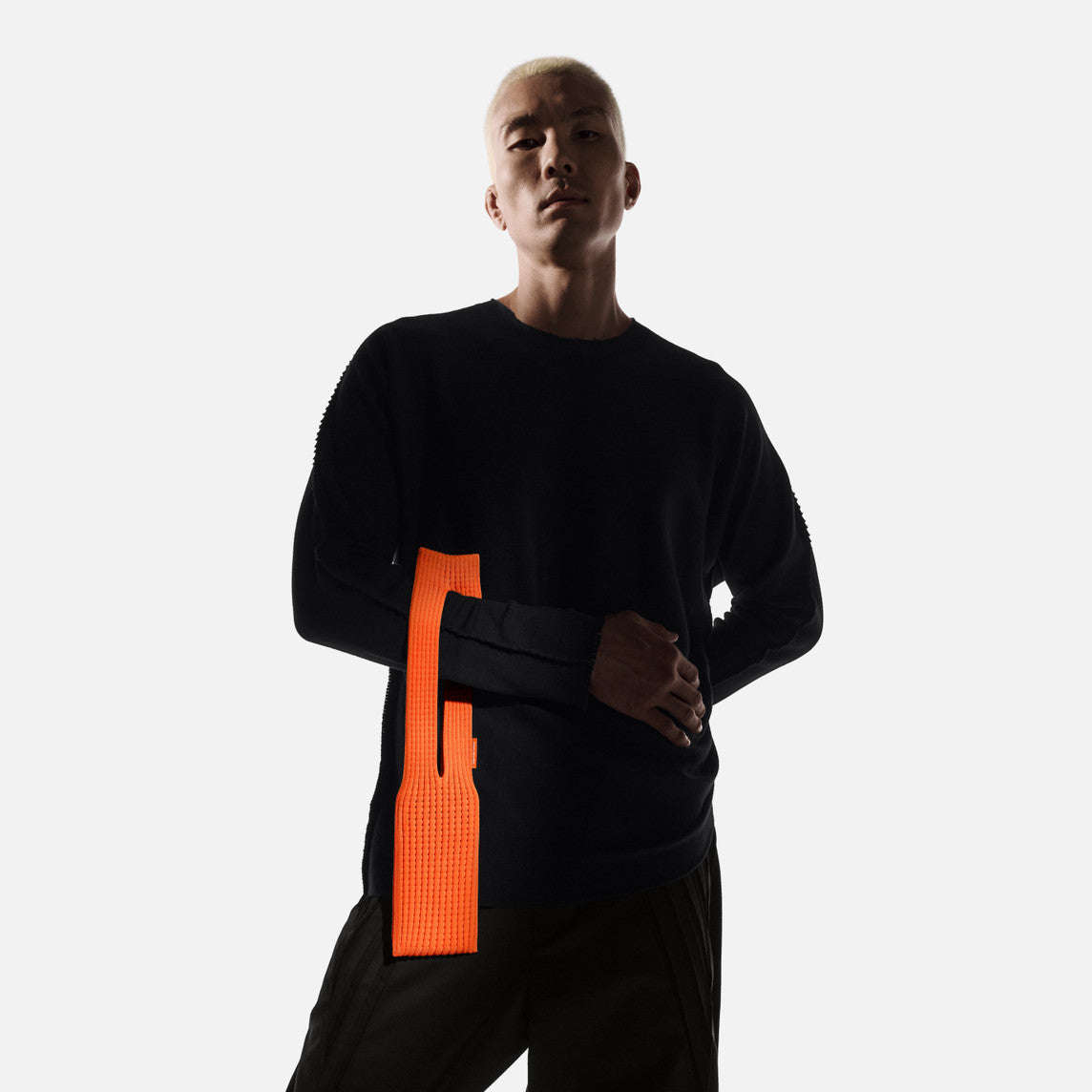 SHORT PHONE POCKET ORANGE - جيب قصير لهاتف ذكي برتقالي