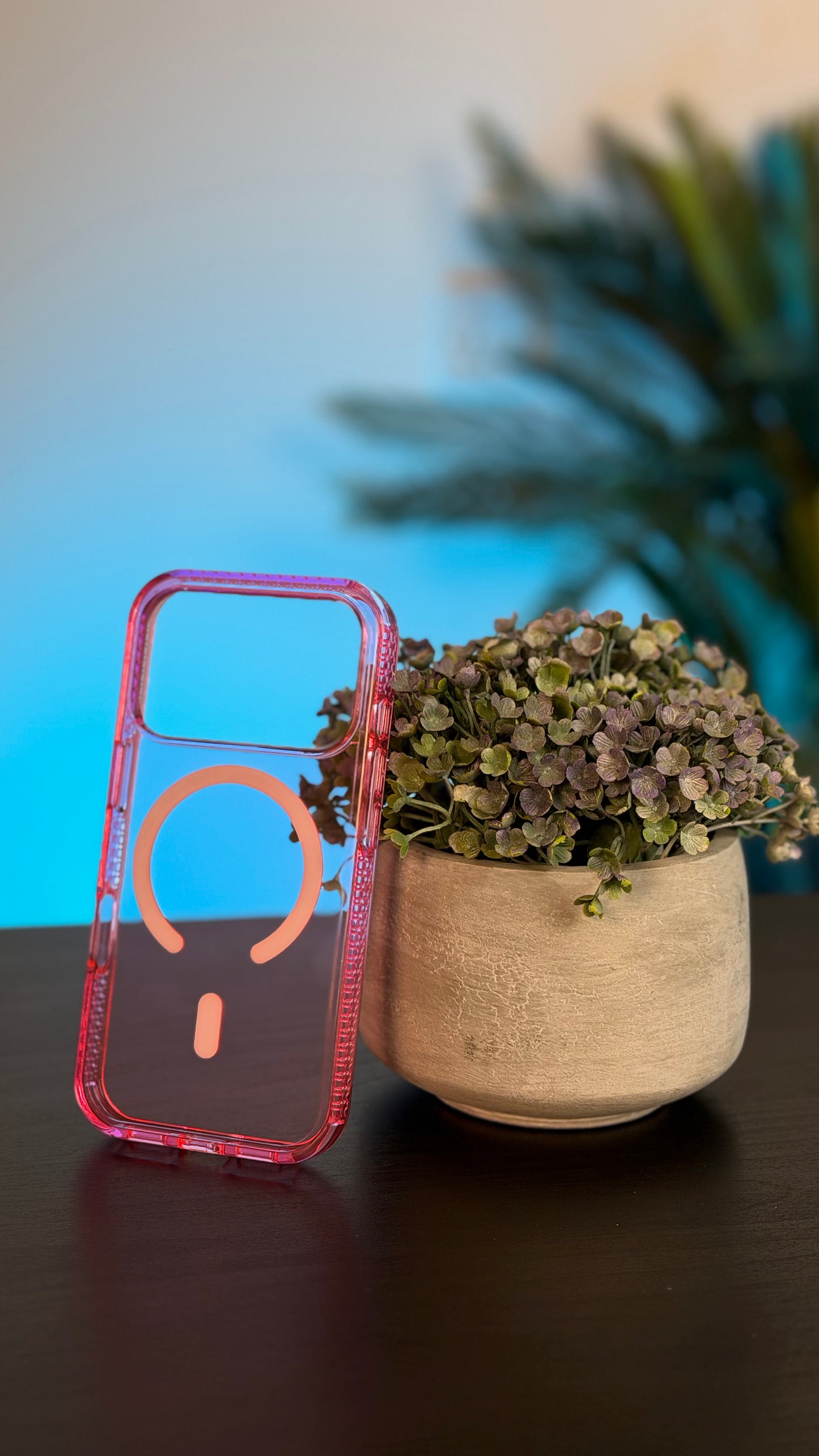IPHONE 17 PRO  MAGNETIC CAMERA FRAME HARD CASE PINK- كفر ماك سيف سليكون وردي للايفون 17 برو