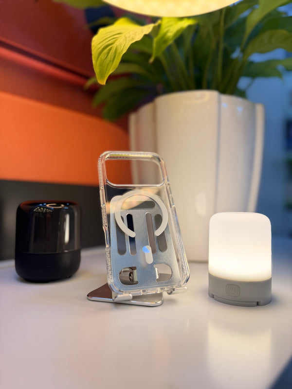 IPHONE 17 PRO MAGNETIC CAMERA FRAME HARD CASE ANSPAEMT - كفر ايفون 17 برو شفاف