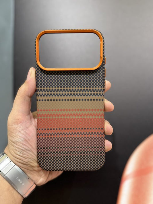 JOYNY CARBON  CASE  FOR IPHONE 17 SUNSET - كفر كاربون فايبر للايفون 17 العادي
