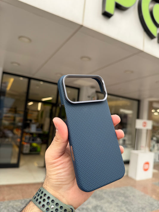 IPEFET CARBON CASE FOR IPHONE 17 PRO MAX BLUE - كفر ايفون 17 برو ماكس ازرق
