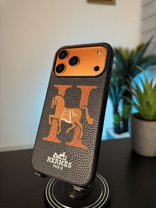 RV91 CASE FOR IPHONE 17 PRO MAX BLACK - كفر ايفون 17 برو ماكس اسود