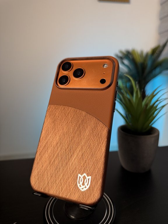 RV88 CASE FOR IPHONE 17 PRO MAX ORANGE - كفر ايفون 17 برو ماكس برتقالي