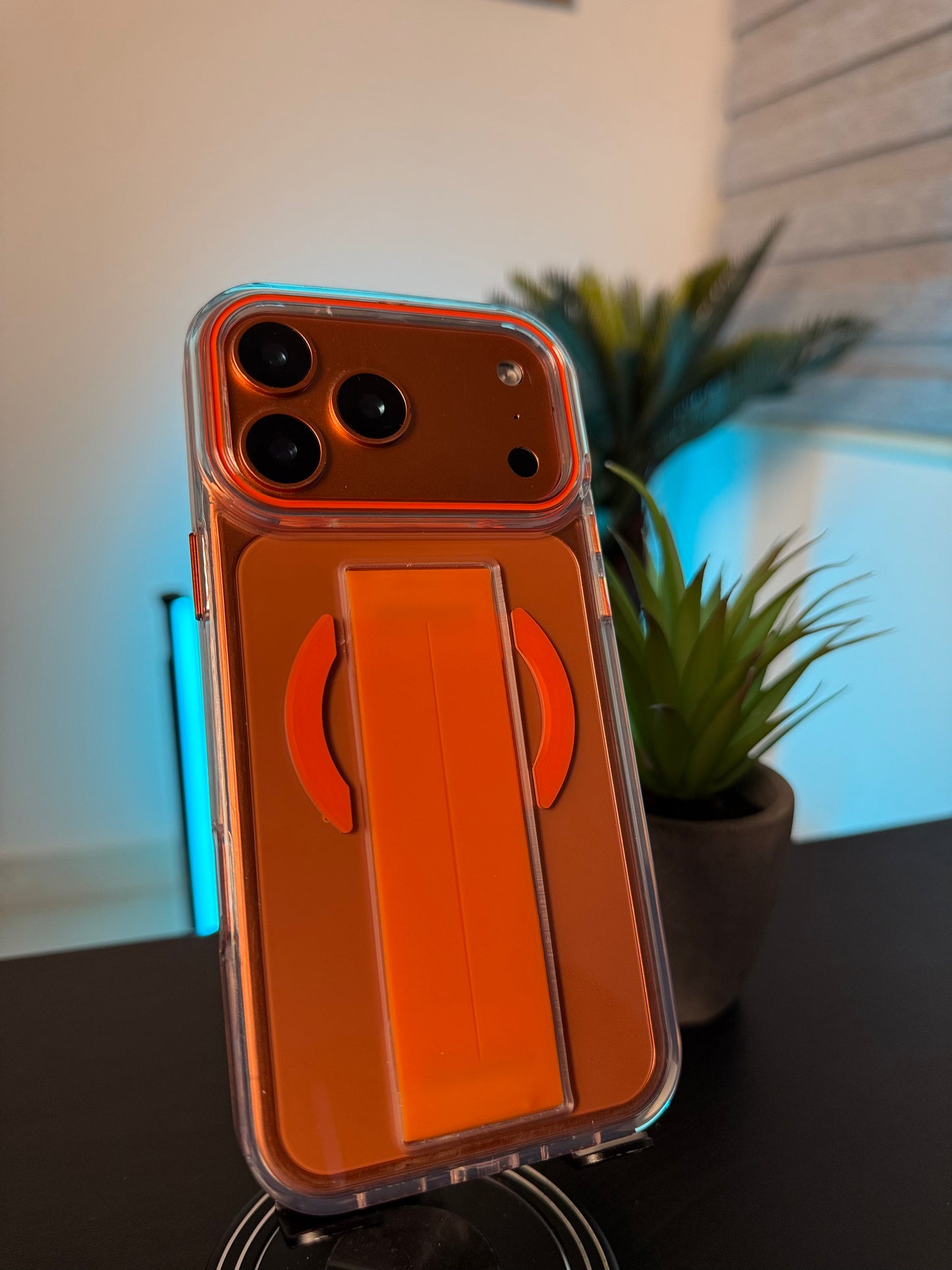Magsafe Case For iPhone 17 Pro Max Orange - كفر ايفون 17 برو ماكس ماك سيف مع مسكة برتقالي