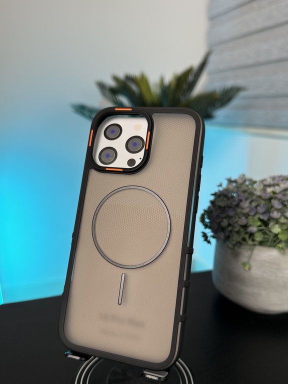 YOTOO CASE FOR IPHONE 16 PRO MAX BLACK- كفر ايفون 16 برو ماكس اسود