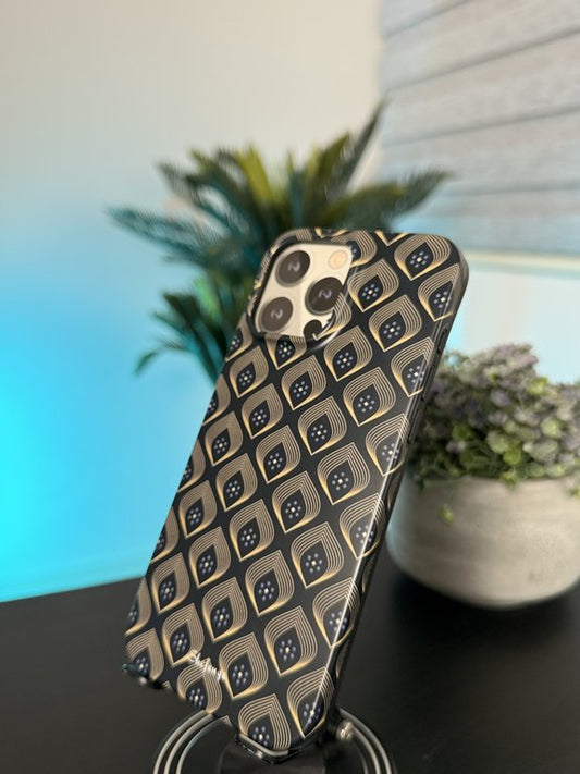 SHEFANGE CASE FOR IPHONE 16 PRO MAX YELLOW-كفر سليكون للايفون 16 برو ماكس