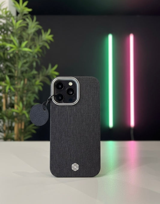 RV79 CASE FOR IPHONE 16 PRO MAX BLACK  - كفر قماش اسود للايفون 16 برو ماكس