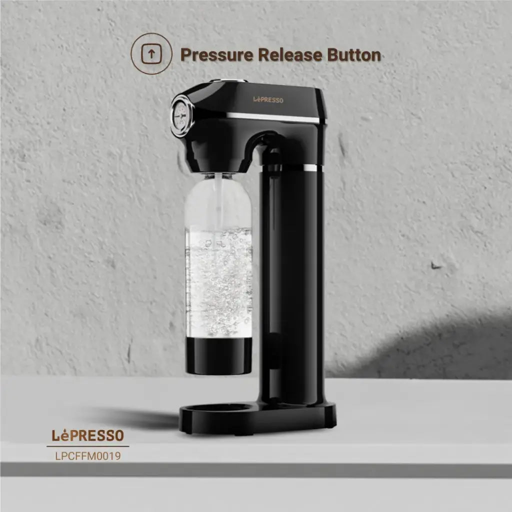Lepresso Sparkling Water Maker 1L with Pressure Meter - ماكنة صنع المياه الغازية سعة 1 لتر مع مقياس ضغط من ليبريسو (المنتج لايحتوي على قنينة غاز)