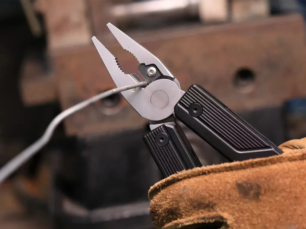 Nextool Portable multifunctional pliers - اداة متعددة الاستخدامات محمولة 13 في 1 من نيكست توول