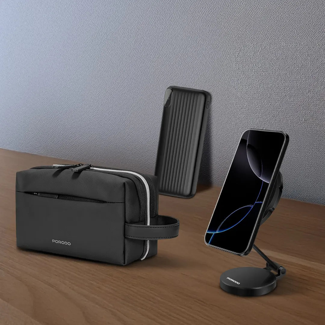 PORODO 5-IN-1 TRAVEL COMBO KIT 2 POWER BANKS, 4-IN-1 CABLE CHARGER MAGSAFE CAR - مجموعة السفر 5 في 1 (باوربنك عدد 2 , ستاند ماك سيف , كيبل 4 في 1 , وشاحن) من بورودو