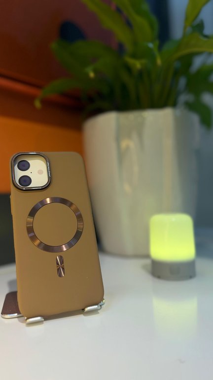 RV CASE FOR IPHONE 16 PLUS BROWN - كفر ماك سيف للايفون 16 بلس جوزي
