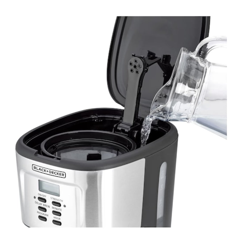 Black&Decker DCM85-B5 12 cup coffee maker 900W black/silver -ماكنة تحضير القهوة بسعة 12 كوب وبقدرة 900 واط من بلاك اند ديكر