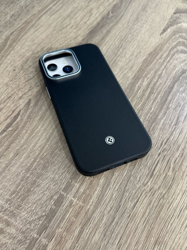 PREMUAM CASE FOR IPHONE 16 PRO MAX BLACK - كفر للايفون 16 برو ماكس اسود