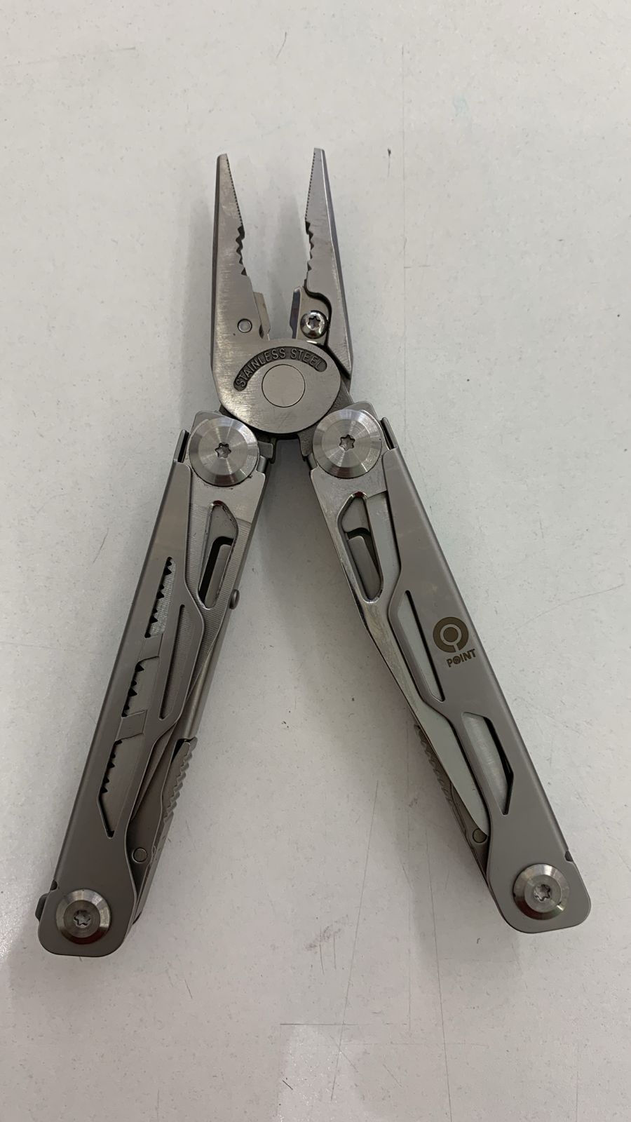 POINT 16 in 1 High Quality Stainless Steel Multifunction Pliers gray - كماشة متعددة الوظائف 16 في 1 عالية الجودة من الفولاذ المقاوم للصدأ من بوينت باللون الرمادي