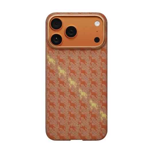 PITAKA HAPPINESS RIDES IN PITAKA EDGE CASE FOR IPHONE 17 PRO MAX AMBER - كفر ايفون 17 برو ماكس ماك سيف من بيتاكا