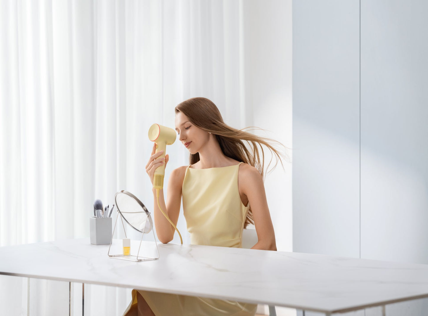 LAIFEN HAIR DRYER SE 2 PASTEL YELLOW - شسوار الشعر 1500 واط الباستيل من لايفن اصفر